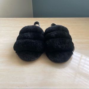 UGG Little Kids Fluff Yeah Black Slippers Size US 10